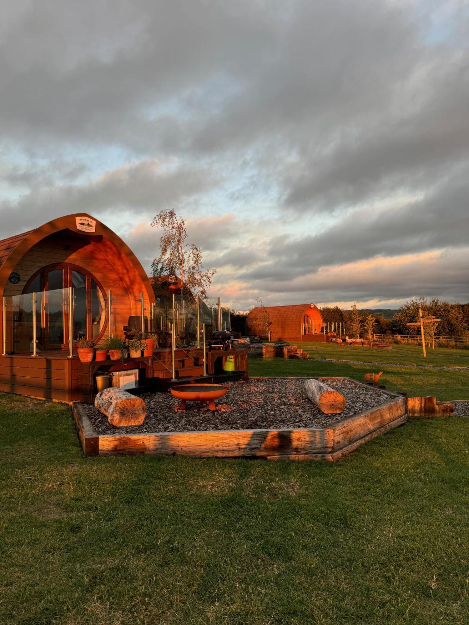 Villa Mingle Dale- Bugthorpe Grange Glamping Stamford Bridge Esterno foto
